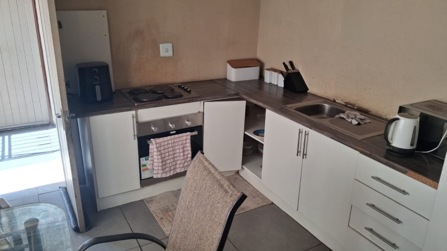 5 Bedroom Property for Sale in Mabopane Unit A North West